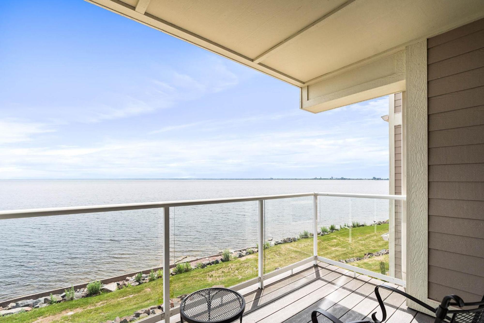 Beacon Pointe On Lake Superior Duluth Exterior foto